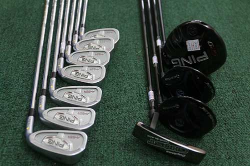 Các gậy của bộ golf Ping fullset đều có chất lượng như mới, hình thức bị xước do đã qua sử dụng của Golfer chuyên nghiệp