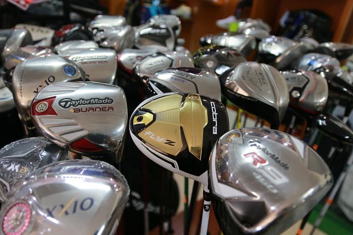 Rất nhiều dòng gậy golf cũ của các thương hiệu nổi tiếng