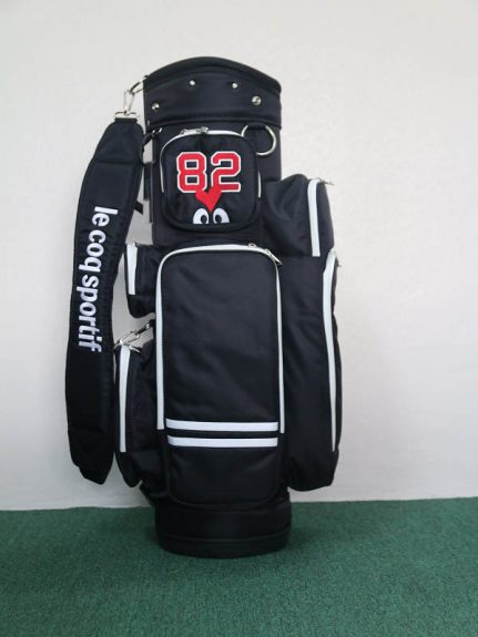 Túi golf Le Coq Sportif là sản phẩm của thương hiệu thời trang golf ở Pháp