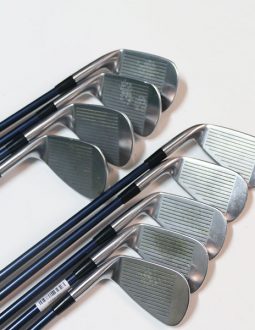 Bộ gậy Mizuno MX25 irons còn rất mới, hứa hẹn mang lại trải nghiệm tuyệt vời dành cho golfer yêu thích thương hiệu này.