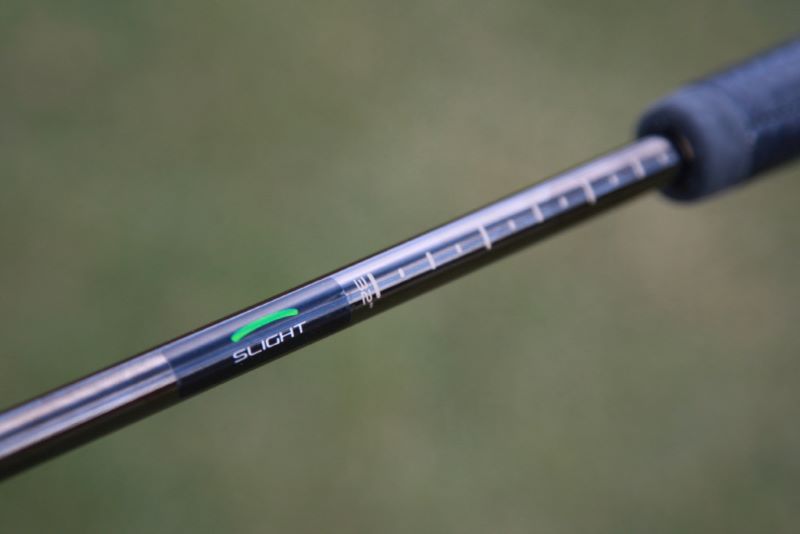 Khả năng tùy chỉnh shaft giúp các golfer có thể làm chủ mọi phát đánh và tư thế của mình