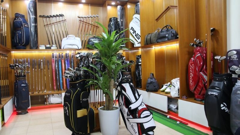 Hệ thống cung cấp vô số các sản phẩm gậy và phụ kiện golf chính hãng