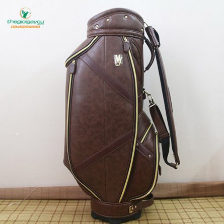 Majesty golf bag da nâu có độ bền khá cao và khả năng chống nước tuyệt vời