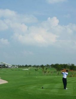 Hình ảnh sân golf Hà Nội Golf Club gần sân bay Nội Bài