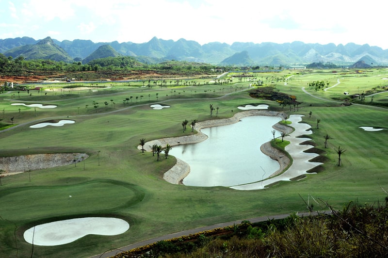 Sân golf Hoàng Gia Ninh Bình