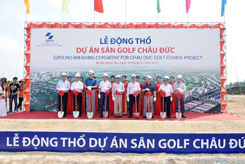 Lễ khởi công sân golf vào năm 2018