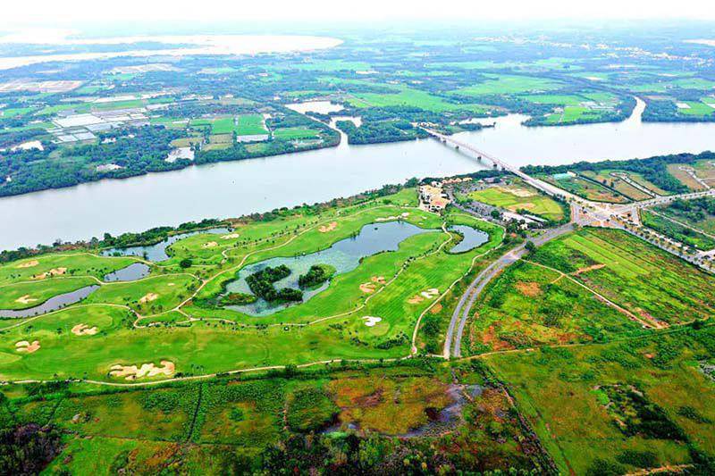 Sân golf Nhơn Trạch nhìn từ trên cao