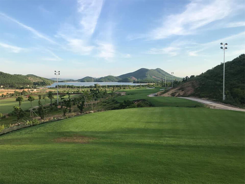 Vẻ đẹp của sân golf Xuân Thành