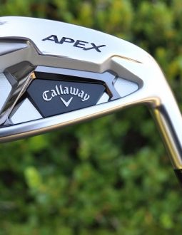 Bộ gậy golf sắt Callaway Apex 21 có thiết kế đẹp mắt và được tích hợp nhiều công nghệ nổi bật