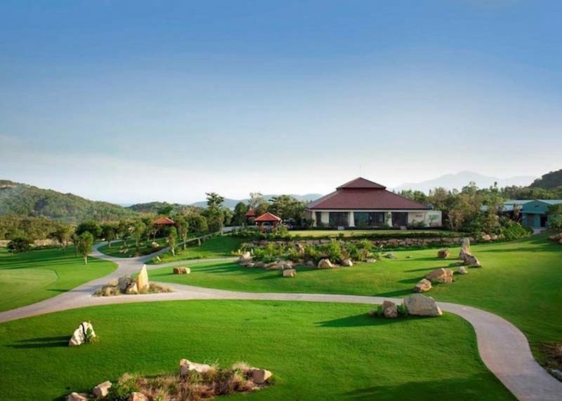 Sân golf Gia Lâm được quy hoạch tại vị trí thuận lợi (Ảnh minh họa)
