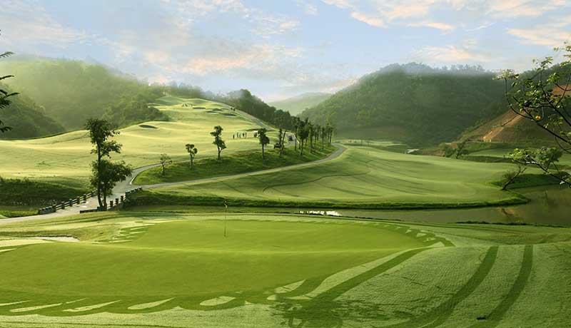 Sân Hoà Bình Geleximco là địa chỉ quen thuộc của đông đảo người yêu golf