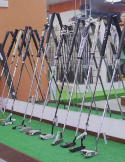 Dịch vụ thu mua gậy golf cũ đảm bảo mang lại lợi ích cho cả người mua và người bán