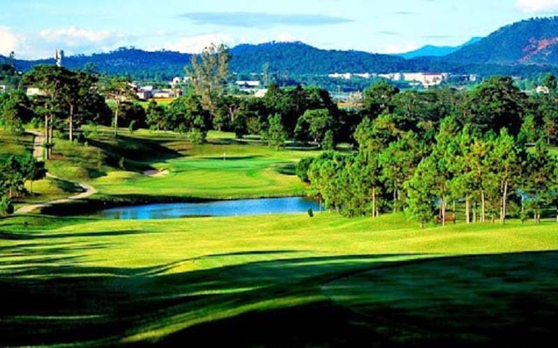 Sân golf Đà Lạt Palace có vị trí đắc địa