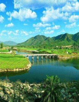 Sân golf Diamond Bay Nha Trang hiện đại bậc nhất Việt Nam