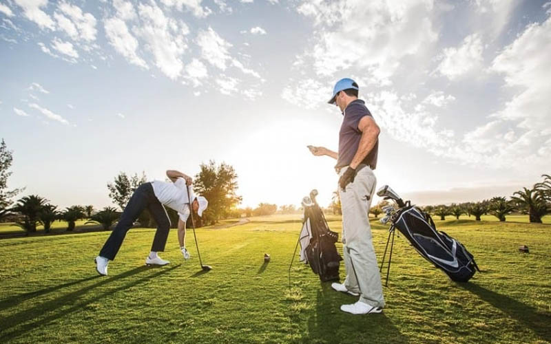 Golfer cần chú ý kiểm soát cơ thể tốt nhất khi đánh bóng