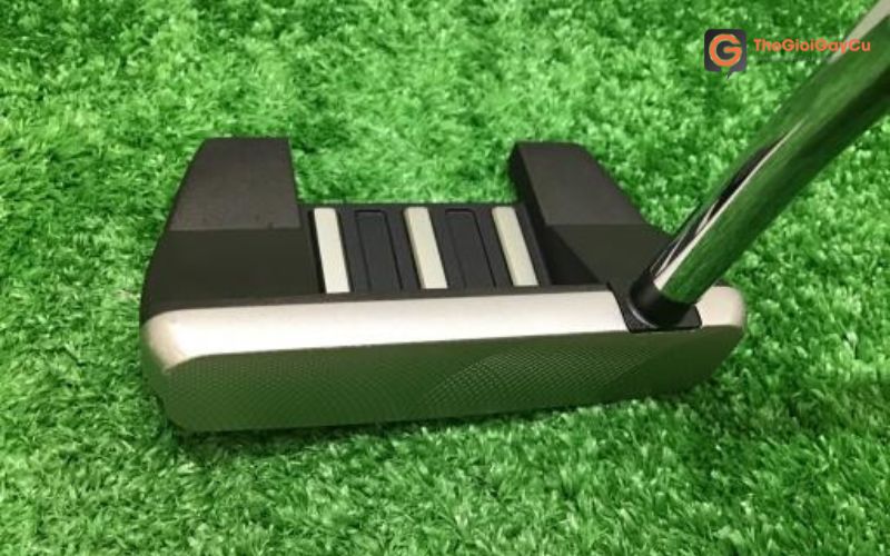 Thiết kế mặt gậy putter SILVER-BLADE EE04 