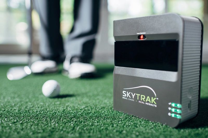 SkyTrak hỗ trợ golfer cải thiện cú swing