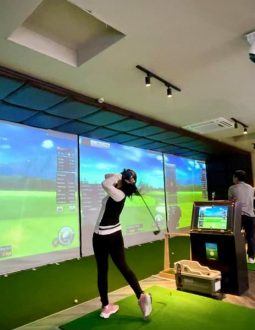 Máy móc, phầm mềm trong phòng tập golf 3D là yếu tố quan trọng nên cần được chú trọng đầu tư