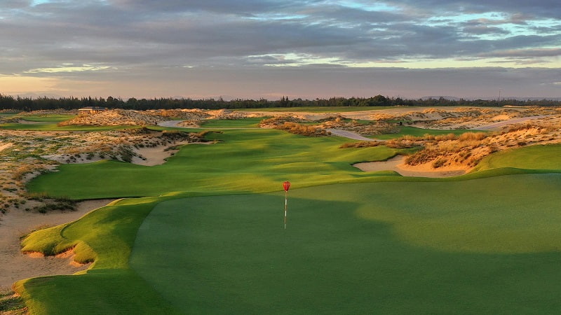 Hoiana Shores Golf Club giành được nhiều giải thưởng danh giá trong lĩnh vực golf