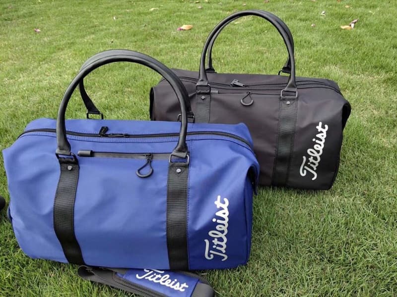 Titleist cung cấp đến golfer nhiều mẫu túi golf khác nhau