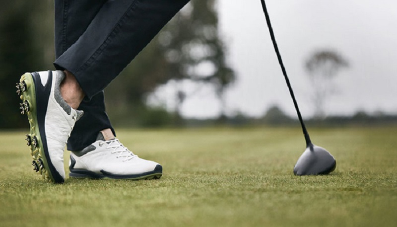 Giày golf Footjoy được nhiều người chơi đánh giá cao