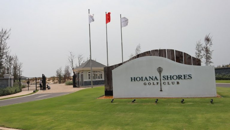 Sân golf Hoiana có mức giá hợp lý, phù hợp với nhiều golfer