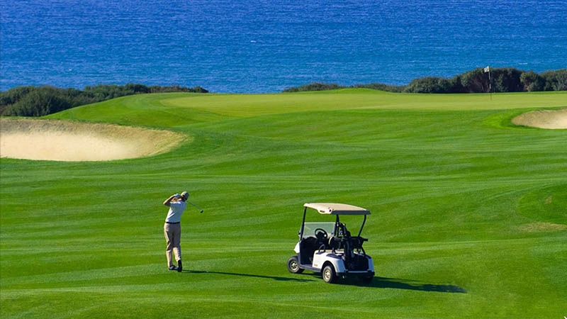 Sân tập golf được thiết kế dành cho những golfer muốn luyện tập và nâng cao kỹ năng chơi golf