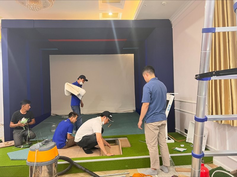 Giai đoạn ti công, lắp đặt phần cứng cho phòng golf 3D