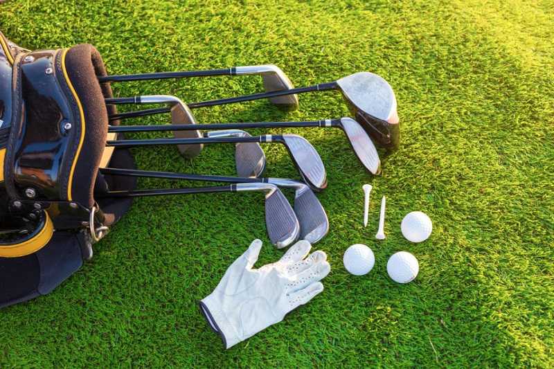 Các thuật ngữ tiếng anh về dụng cụ, phụ kiện trong golf