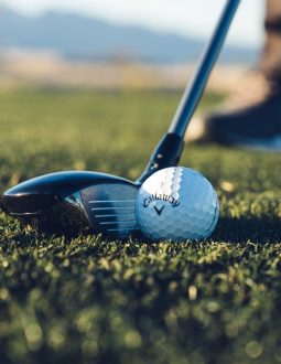 Golfer nên chọn gậy hybrid có thông số kỹ thuật phù hợp với cách chơi