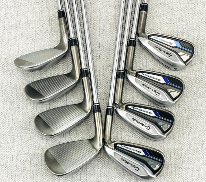 TaylorMade Speedblade được trang bị công nghệ Speed Pocket tối ưu tốc độ bóng