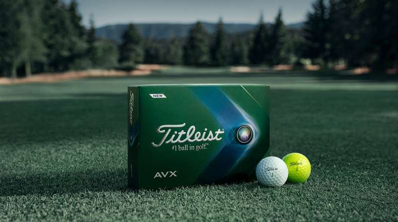 Bóng golf Titleist AVX có độ gradient cao